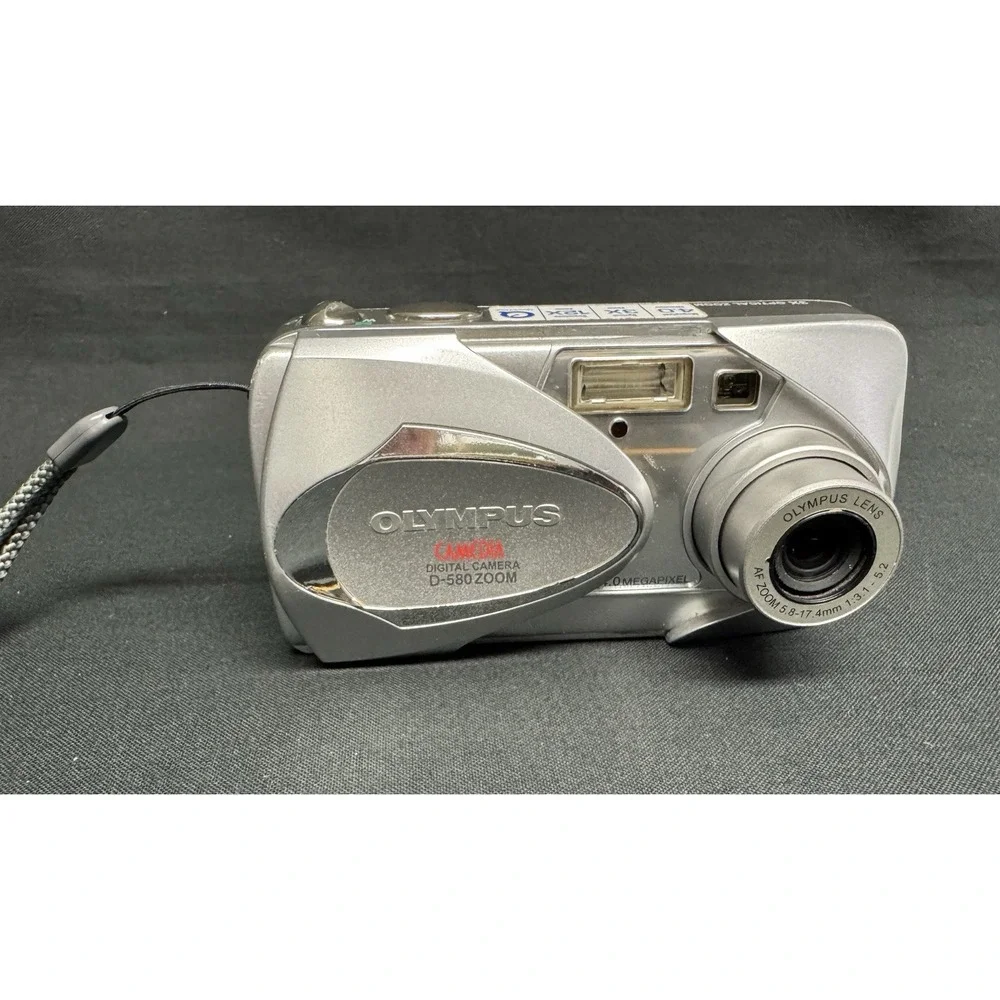 Olympus Camera D-580 Zoom 4.0MP Digital Camera Silver Tested WORKS